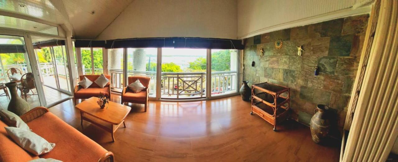 גראנדה באיה Beachfront Penthouse With Panoramic Ocean View מראה חיצוני תמונה