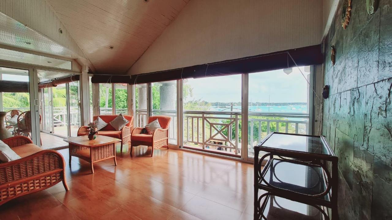 גראנדה באיה Beachfront Penthouse With Panoramic Ocean View מראה חיצוני תמונה